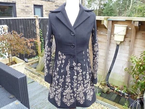 STELLA BLACK WINTER COAT SIZE 8 - Picture 1 of 4