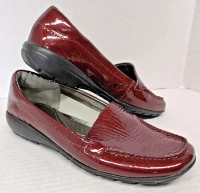 Mocasín Easy Spirit Abide informal plano de cuero borgoña punta cuadrada 5,5 m Foto 1 de 4