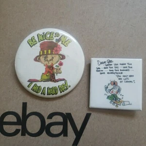 2 Cool Old Buttons - Picture 1 of 4