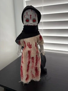 Living Dead Doll Grace Of The Grave, By Mezco used/open - Picture 1 of 3