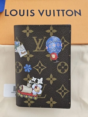 Carteira Louis Vuitton e passaporte Vivienne capa monograma de férias edição limitada Novo - Imagem 1 de 4