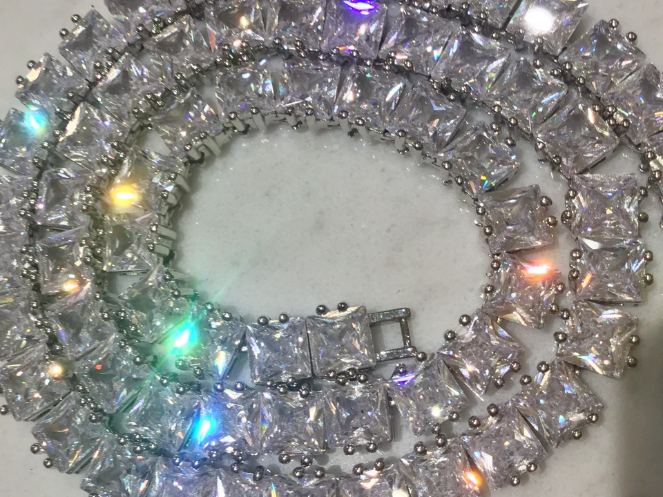 🫶🏼😻😹8AAA QUALITY CUBIC ZIRCONIA SQUARE CUT LINE NECKLACE RHODIUM PLATED - Image 1 of 4