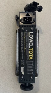 Lowel Tota Tungsten Halogen Light - Picture 1 of 3
