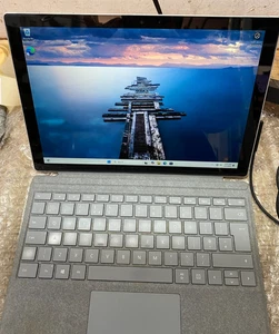 Microsoft Surface Pro 6 12.3" - i7-8650U - 16GB RAM - 512GB SSD - OS (OFFER OK) - Picture 1 of 12