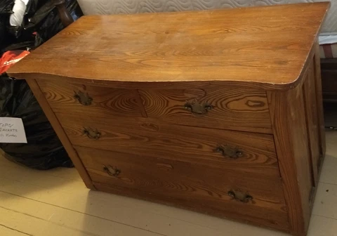 ANTIQUE WOOD 4 DRAWER CHEST Cover