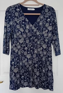 Seasalt Marram Grass cotton tunic 12. Navy floral. Crossover neck. 3/4 sleeve. - Picture 1 of 7