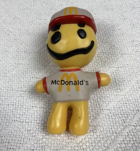 McDonalds Buddy Kaktus Pflanze Flohmarkt Erwachsene Happy Meal Spielzeug 2022 - Bild 1 von 5