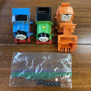 Thomas Big Loader~ Thomas, Percy & Terrence Train Car Tops & Seven (7) “Rocks” - Picture 1 of 8