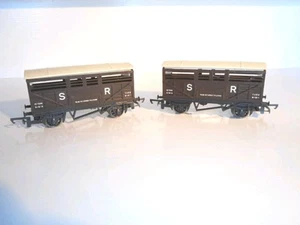 Triang R106 SR sheep wagons. Fair condition. OO Scale. No Box. Made in the UK. - Picture 1 of 11