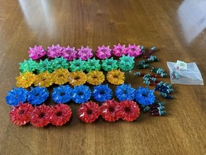 Vtg 33 Christmas Light Foil & Plastic Starburst Pom Pom Reflectors & Bulbs - Picture 1 of 4