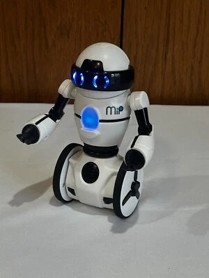 Mip Robot By WowWeez - Image 1 of 4