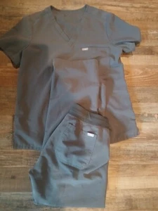 Fig Technical Wear Grey 2pc. Sz MP Scrubs - Picture 1 of 8
