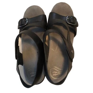 Sandalia de tacón de cuero negro con hebilla trasera DANSKO para mujer talla 37 - Imagen 1 de 5