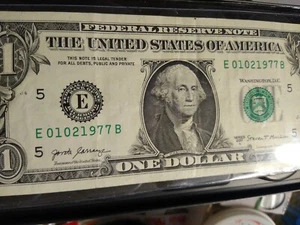 2017-A " unique' Birthday Note "E 01021977 B $1.00 Bill. - Picture 1 of 10