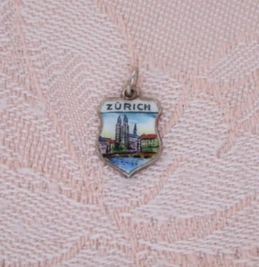 De colección ZÚRICH, SUIZA ~ IGLESIA GROSSMUNSTER ESCUDO Dije Plata Esterlina - Imagen 1 de 2