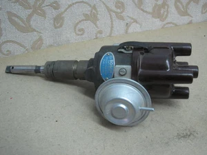 Nuevo de Lote Original Bosch 4 cilindros JFU4 DISTRIBUIDOR FORD TAUNUS V4 17M 20M P3 P5 P7 # 0231146034 - Imagen 1 de 12