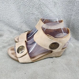 Taos Shoes Womens Size 6 Carousel Tan Leather Wedge Sandals - Bild 1 von 10
