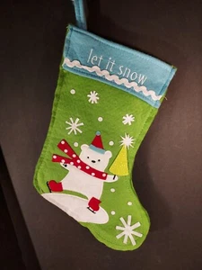 Medias de Navidad de fieltro hechas a mano oso polar copos de nieve patinaje colores brillantes - Imagen 1 de 2