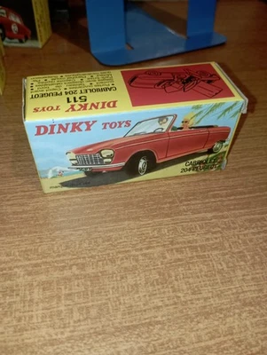 DINKY TOYS CABRIOLET 204 PEUGEOUT SCALA 1/43 NUOVA - Immagine 1 di 3