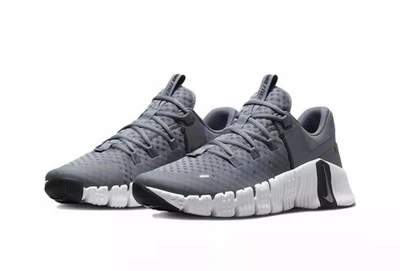 Tênis de treinamento Nike Free Metcon 5 masculino cinza fumaça DV3949-003 academia - Imagem 1 de 4