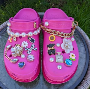 Crocs Mega Crush Plateau Clogs Damen 10 Herren 8 Barbie Pink Designer JIBBITZ - Bild 1 von 11