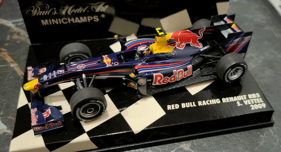 Minichamps 400090015 Red Bull RB5 Sebastian Vettel 2009 1/43 - Immagine 1 di 1