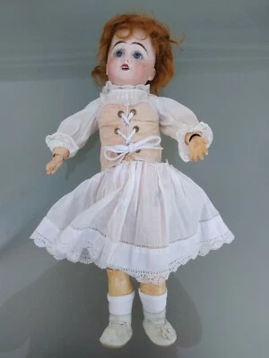 Ancienne Poupée Entièrement Articulée  - Photo 1/4