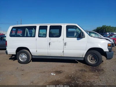 Conjunto de filtro de aire usado se adapta a: furgoneta Ford E150 2012 5,4 grado A Foto 1 de 4
