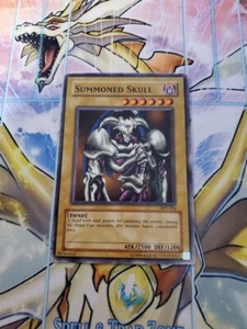 Yugioh - Cráneo Invocado SDY-004 MP Ilimitado Común - Imagen 1 de 1