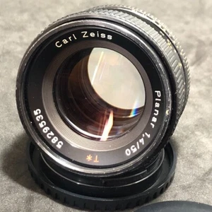 [EXC+++++] CONTAX Carl Zeiss Planar 50mm F/1.4 T*  MF Lens - Picture 1 of 15