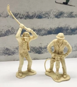 1950s Construction Workers Plastic Playset 3.5" Figure Unmarked - Picture 1 of 2