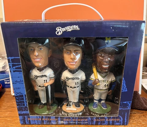 NIB 2002 MILWAUKEE BREWERS SEXSON SHEETS HANK AARON BOBBLEHEAD SET PEPSI Cover