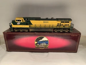 WEATHERED MTH PREMIER CHICAGO NORTHWESTERN DASH 9 NON-POWERED DIESEL 20-2561-3 - Picture 1 of 20