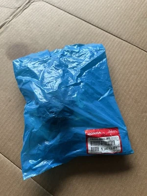 03-24 Honda 19200-RDV-J01 Water Pump (Yamada) - Image 1 of 2