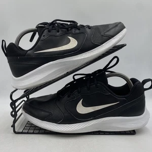 Nike Todos Black White Trainers Size UK 8 Mens Leather Gym Running Casual - Picture 1 of 8