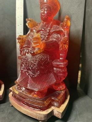 Antique Carved Asian Amber King & Queen - Image 1 of 4