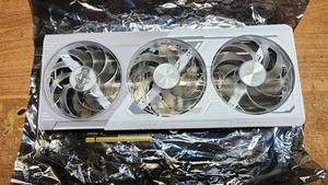 ASRock Steel Legend Radeon RX 9060 XT 8GB GDDR6 PCI Express 5.0 x16 Grafikkarte Auto - Bild 1 von 8