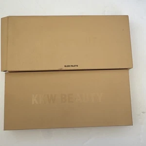 KKW BEAUTY BLUSH PALETTE - Picture 1 of 3