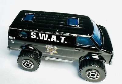 Vintage 1981 Matchbox POLICE 4x4 Chevy SWAT Van 1:74 Original HTF 3” Toy - Image 1 of 4