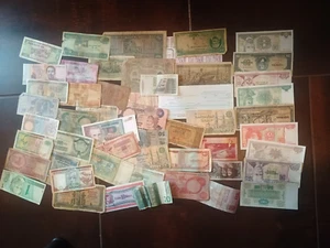 LOT 52 Banknote !!!!!!!!!3 - Picture 1 of 1