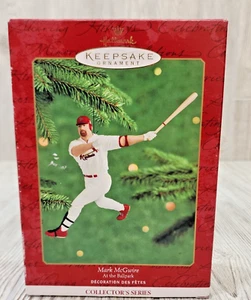 2000 Mark McGwire Handcrafted Hallmark KEEPSAKE ORNAMENT 5th BALLPARK SERIES - Picture 1 of 9