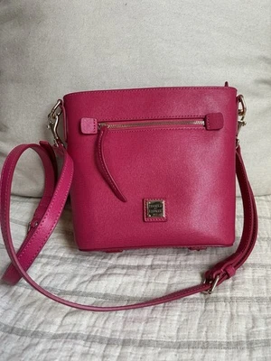 Women’s DOONEY & BOURKE Purse Saffiano Small Zip Crossbody Bag In Pink Designer - Image 1 of 4
