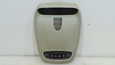 39825822 INNENLICHT / 39825822 / 1111607 FÜR VOLVO V40 CROSS COUNTRY MOMENTUM - Изображение 1 из 4