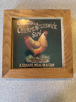 Cuadro Sneed's Chicken Brunswick Stew con marco de madera Foto 1 de 4