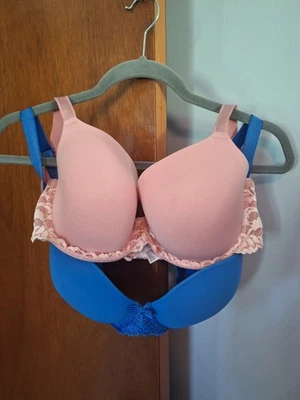 Sujetador push-up Wacoal rosa y verde azulado dúo con encaje y correas ajustables talla 36 DD Foto 1 de 4