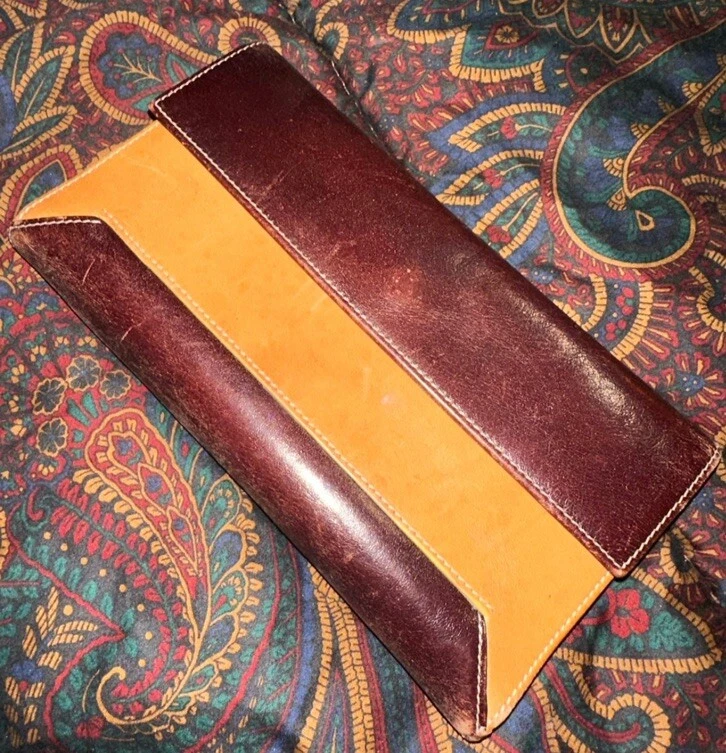 Cartera de cuero Tusk de colección para mujer chequera whisky bronceado lápiz labial interior rojo Foto 1 de 4