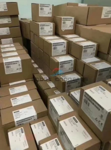 NEU 1 Stück Siemens Schütz 3RT2024-1AP04 3RT2 024-1AP04 - Bild 1 von 1
