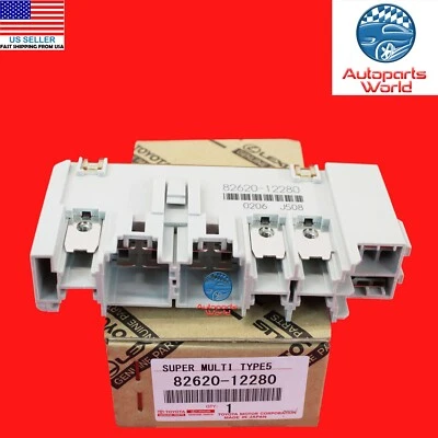 NEW GENUINE OEM TOYOTA COROLLA MATRIX SCION tC xB FUSIBLE LINK BLOCK 82620-12280 - Image 1 of 3