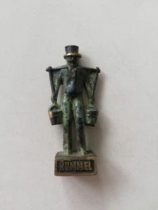 Wasserträger Messing ca. 80g Bronze massiv Figur Hummel MORS grün alt vintage - Bild 1 von 6