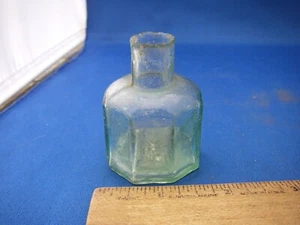 BOTELLA DE TINTA SOPLADA MOLDE TEMPRANO-Verde Claro-Ocatgonal-SIN PRECIO BASE - Imagen 1 de 6